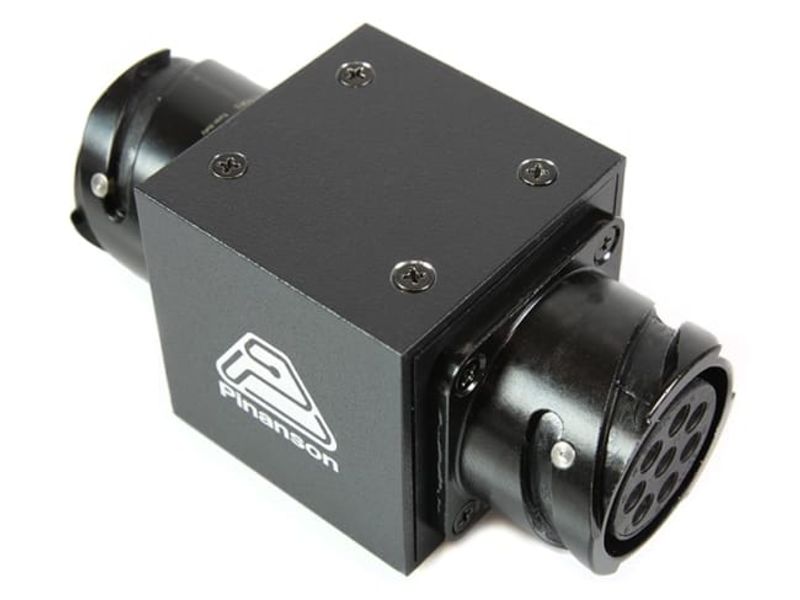 Speaker audio adaptor for extending CA-COM-8 multicores.